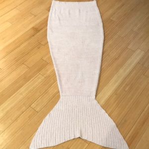 Barefoot Dreams Cozy Chic Mermaid Blanket